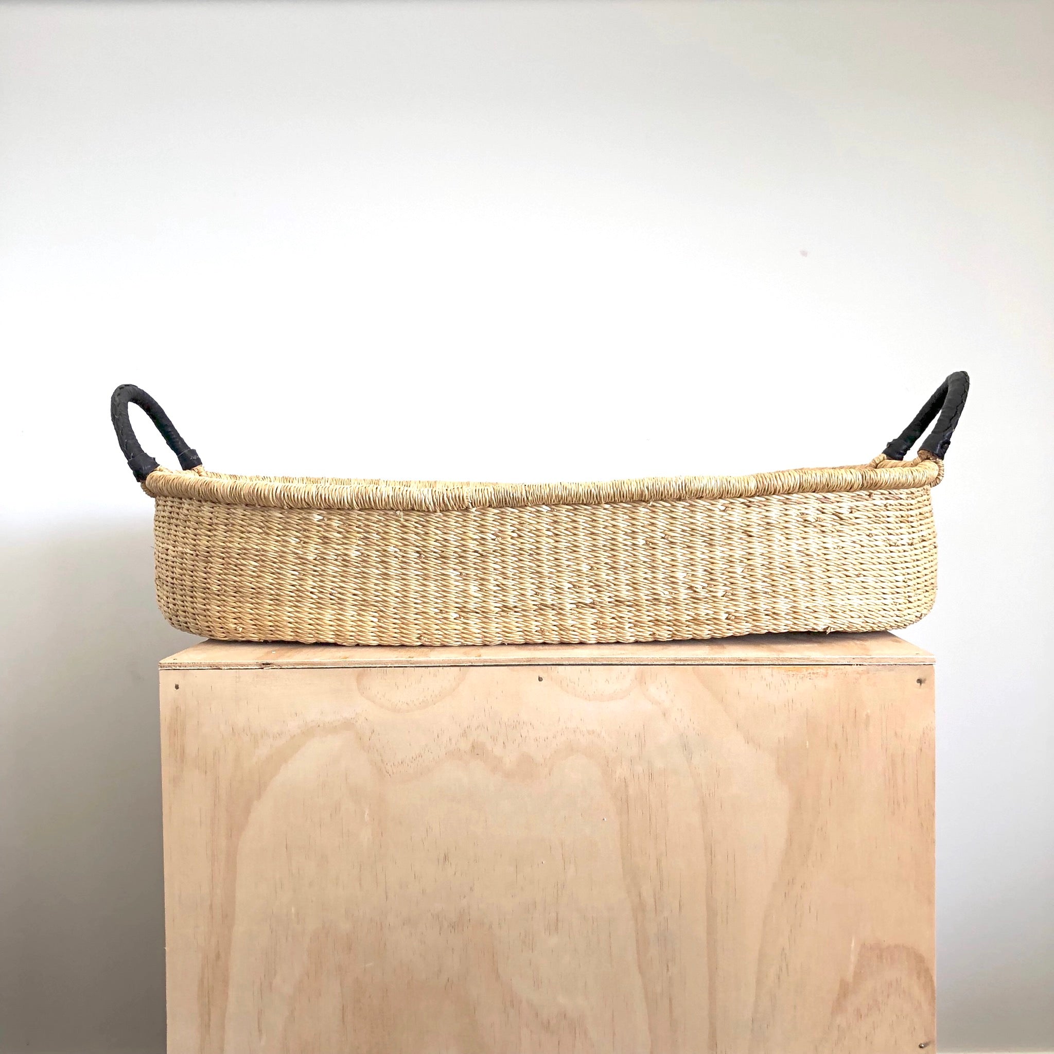 Changing Basket - Black Handles