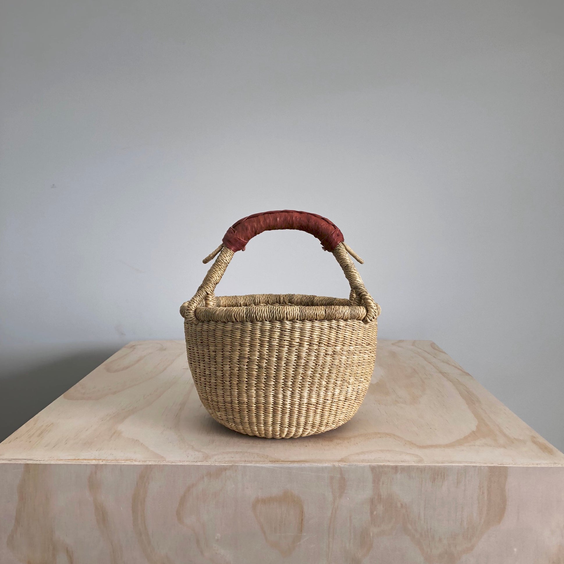 Mini Round Basket - Natural